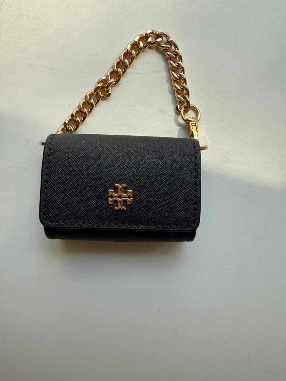 Tory Burch Earbud Holder with Gold Toned Chain